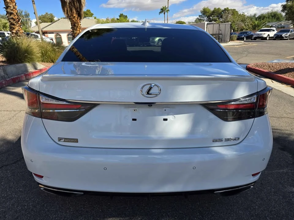 2017 Lexus GS 4th Gen - Image 4 of 17
