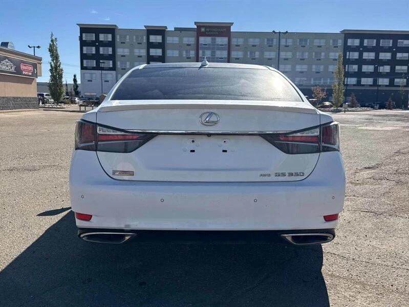 2017 Lexus GS 4th Gen - Image 5 of 17