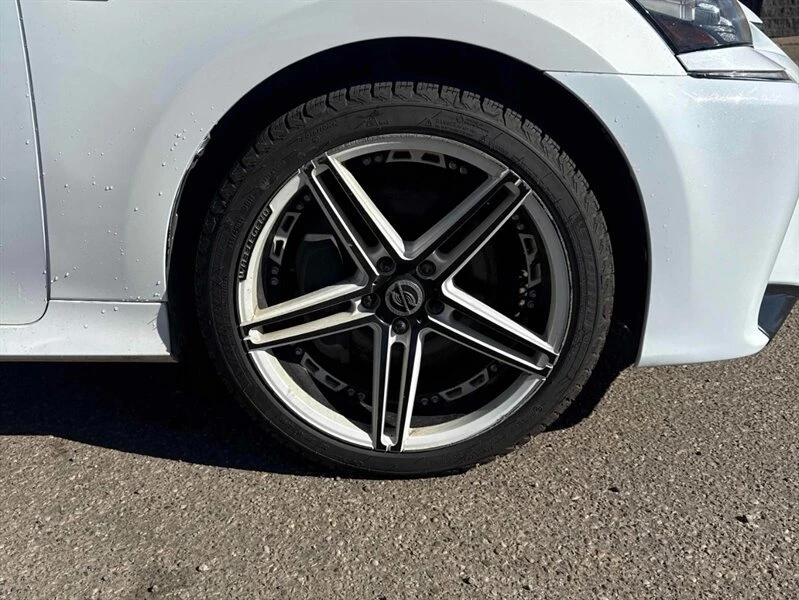 2017 Lexus GS 4th Gen - Image 17 of 17