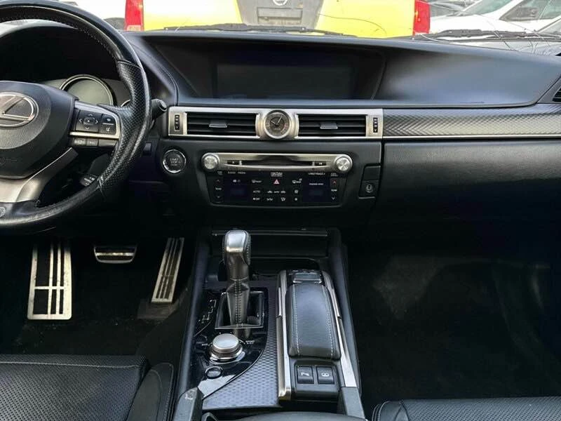 2017 Lexus GS 4th Gen - Image 10 of 15