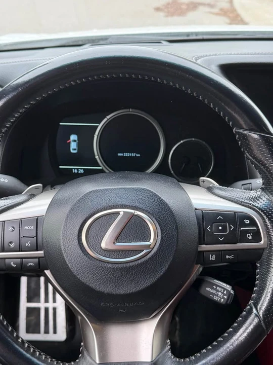 2017 Lexus GS 4th Gen - Image 7 of 11