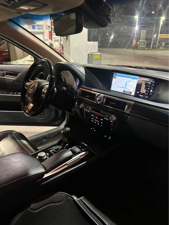 2017 Lexus GS 4th Gen - Image 8 of 9