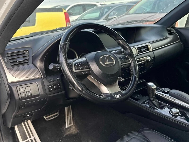 2017 Lexus GS 4th Gen - Image 12 of 17