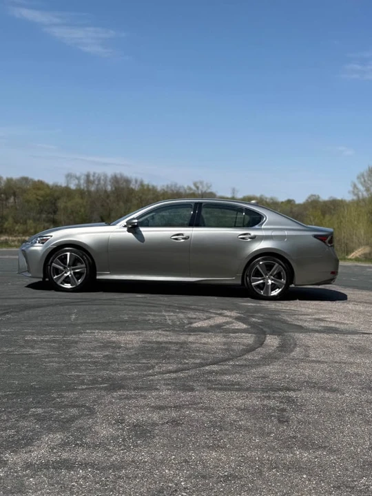2017 Lexus GS 4th Gen - Image 2 of 20