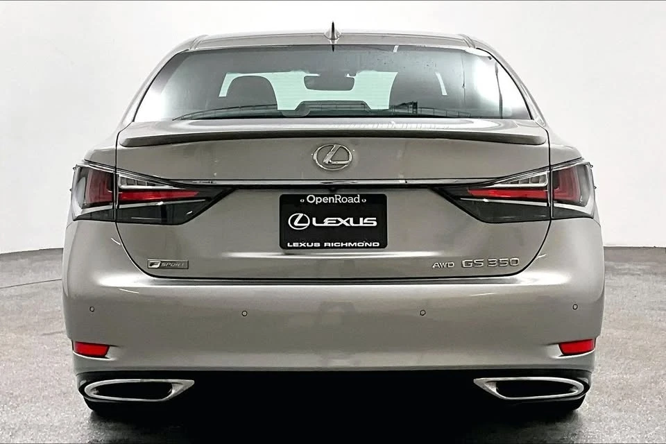 2017 Lexus GS 4th Gen - Image 5 of 19