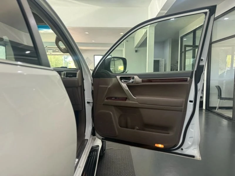 2017 Lexus GX 2nd Gen - Image 7 of 19