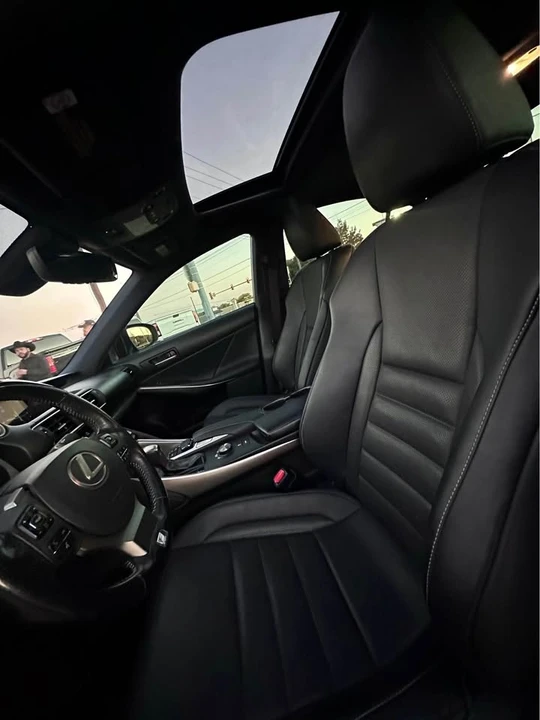 2017 Lexus IS 3rd Gen - Image 5 of 6