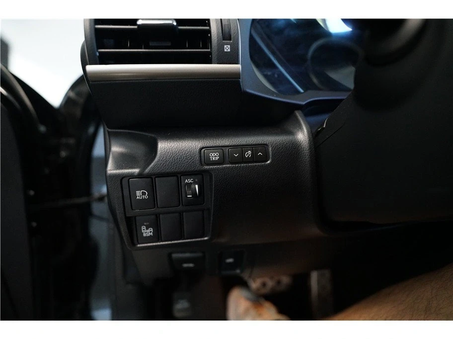2017 Lexus IS 3rd Gen - Image 17 of 19