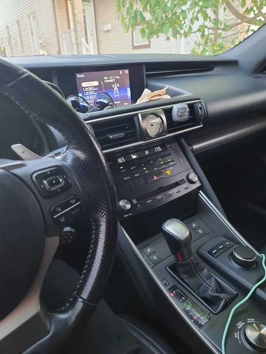 2017 Lexus IS 3rd Gen - Image 6 of 8