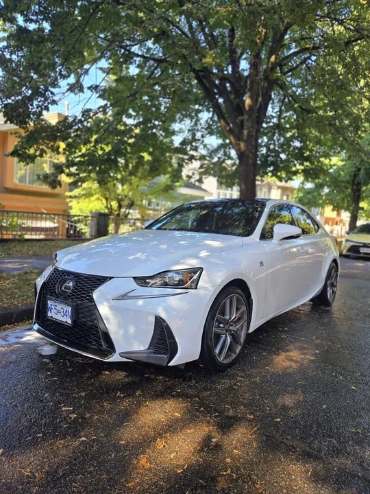2017 Lexus IS 3rd Gen - Image 14 of 17