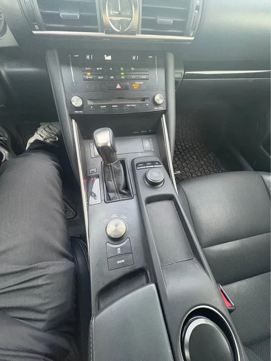 2017 Lexus IS 3rd Gen - Image 7 of 10