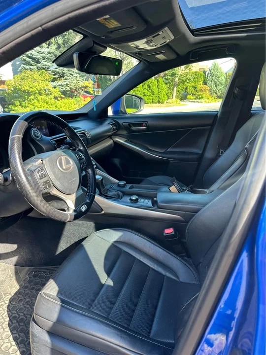 2017 Lexus IS 3rd Gen - Image 8 of 13