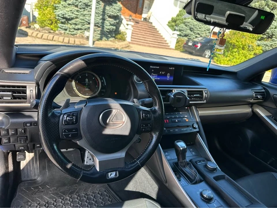 2017 Lexus IS 3rd Gen - Image 11 of 13