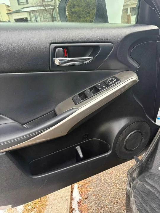 2017 Lexus IS 3rd Gen - Image 4 of 10