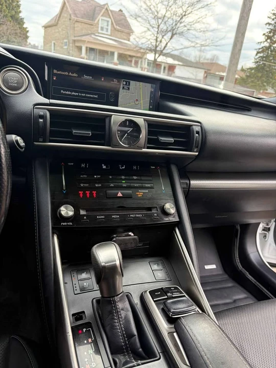 2017 Lexus IS 3rd Gen - Image 19 of 20