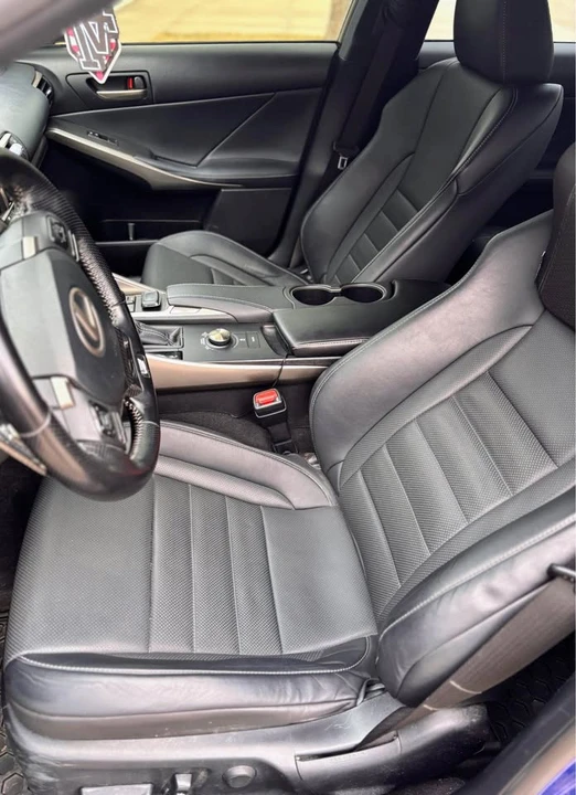2017 Lexus IS 3rd Gen - Image 9 of 10