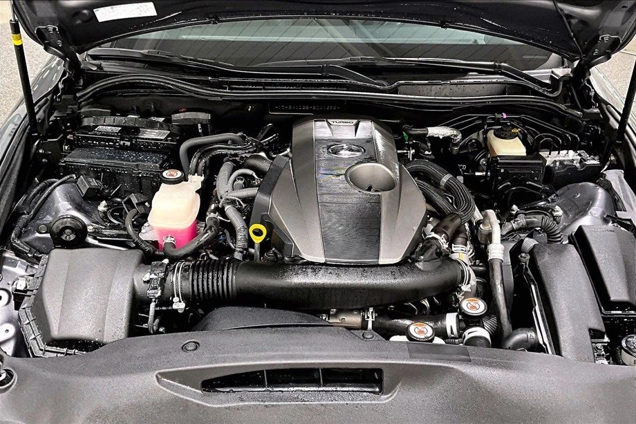 2017 Lexus IS 3rd Gen - Image 9 of 10