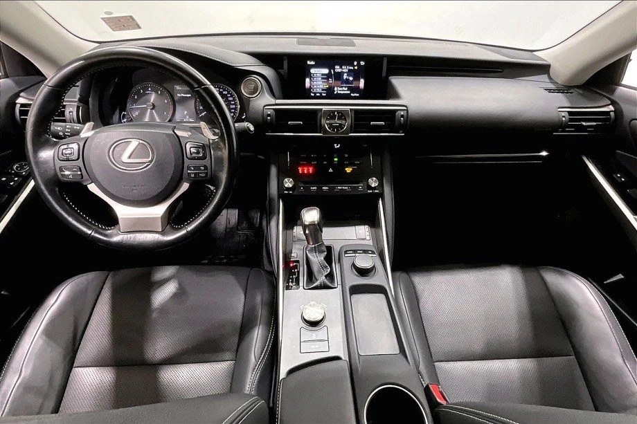 2017 Lexus IS 3rd Gen - Image 7 of 10
