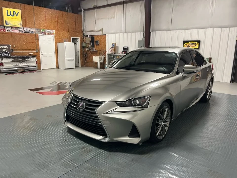 2017 Lexus IS 3rd Gen - Image 4 of 19