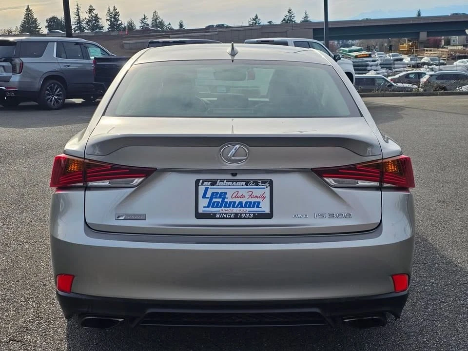 2017 Lexus IS 3rd Gen - Image 5 of 18