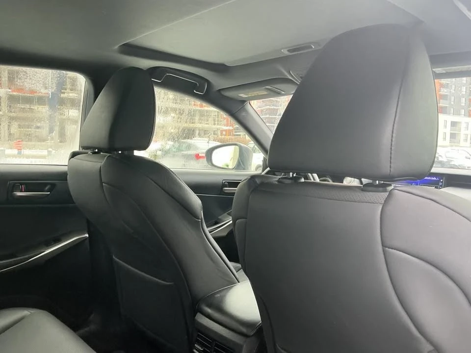 2017 Lexus IS 3rd Gen - Image 11 of 20