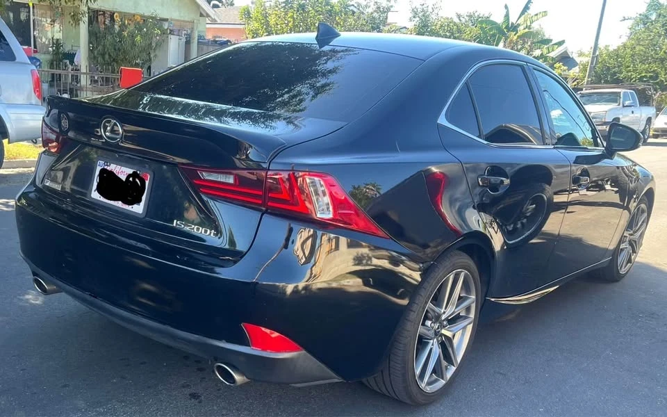 2017 Lexus IS 3rd Gen - Image 4 of 8