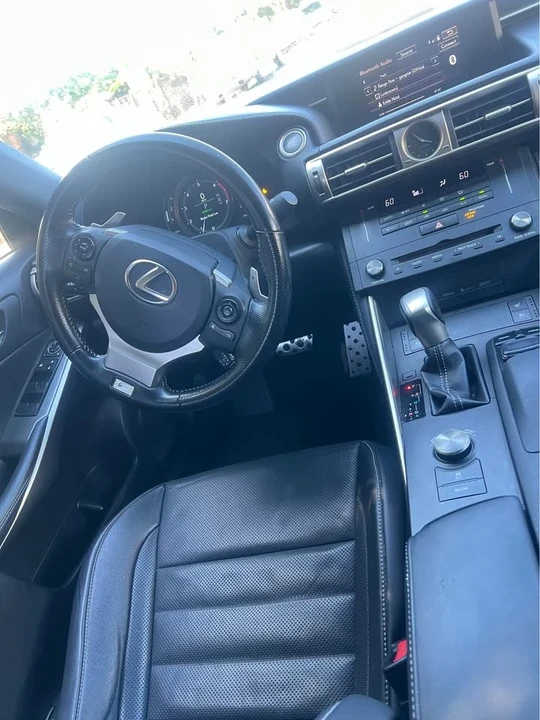 2017 Lexus IS 3rd Gen - Image 6 of 7
