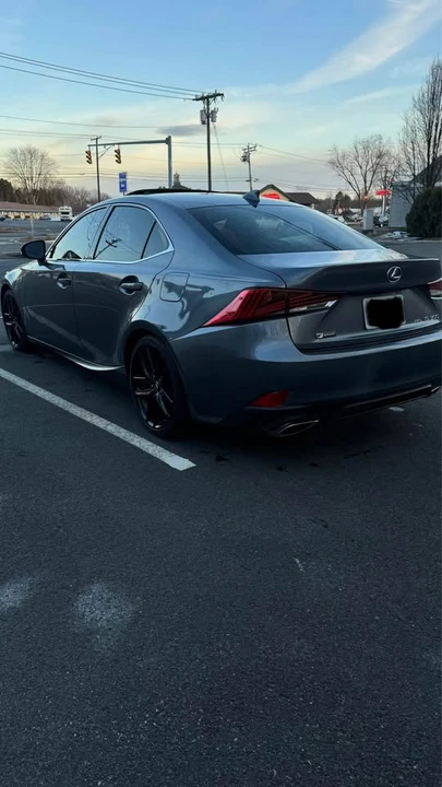 2017 Lexus IS 3rd Gen - Image 8 of 17