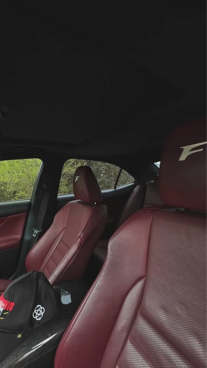 2017 Lexus IS 3rd Gen - Image 6 of 12