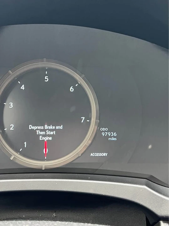 2017 Lexus IS 3rd Gen - Image 9 of 12