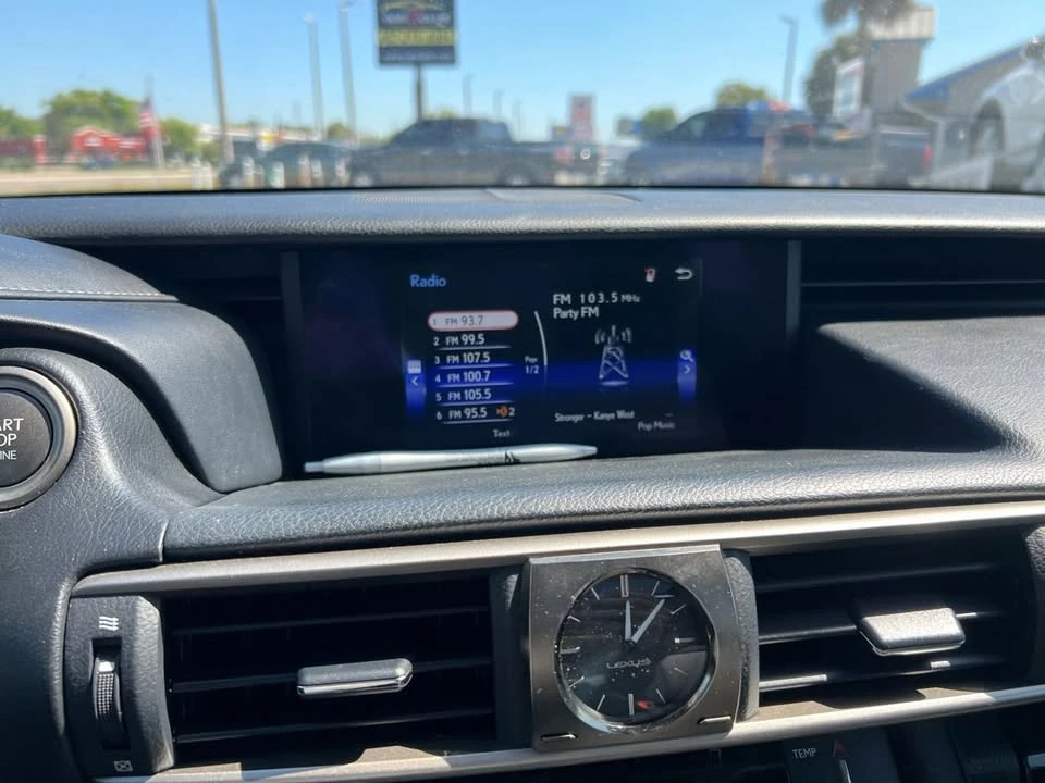 2017 Lexus IS 3rd Gen - Image 18 of 19