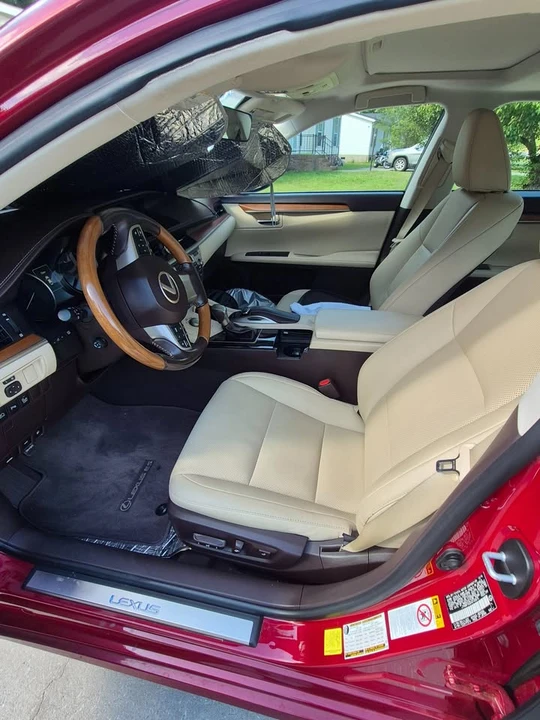 2017 Lexus ES 6th Gen - Image 2 of 3