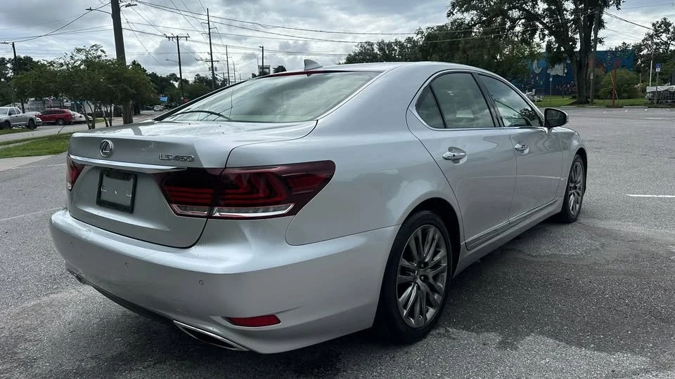2017 Lexus LS 4th Gen - Image 18 of 18