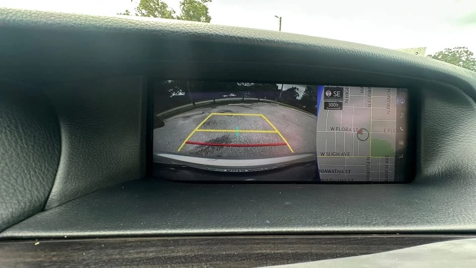 2017 Lexus LS 4th Gen - Image 14 of 18