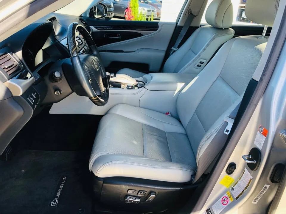 2017 Lexus LS 4th Gen - Image 14 of 20