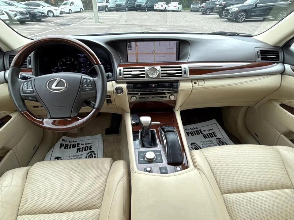 2017 Lexus LS 4th Gen - Image 11 of 19
