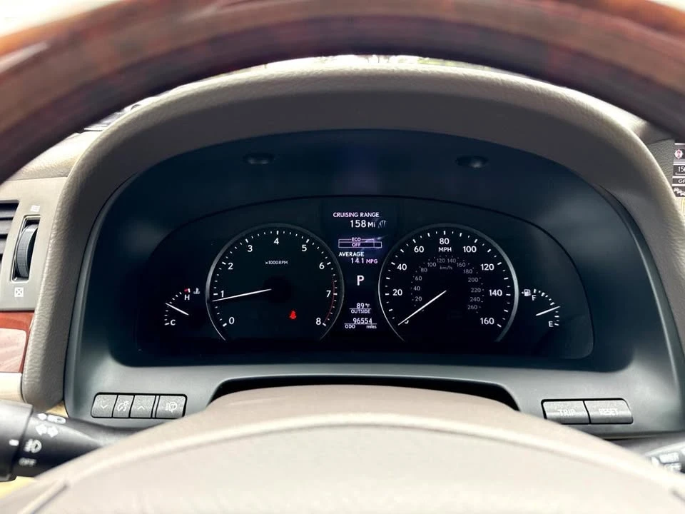 2017 Lexus LS 4th Gen - Image 13 of 19