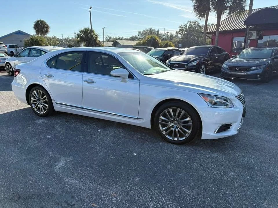 2017 Lexus LS 4th Gen - Image 4 of 7