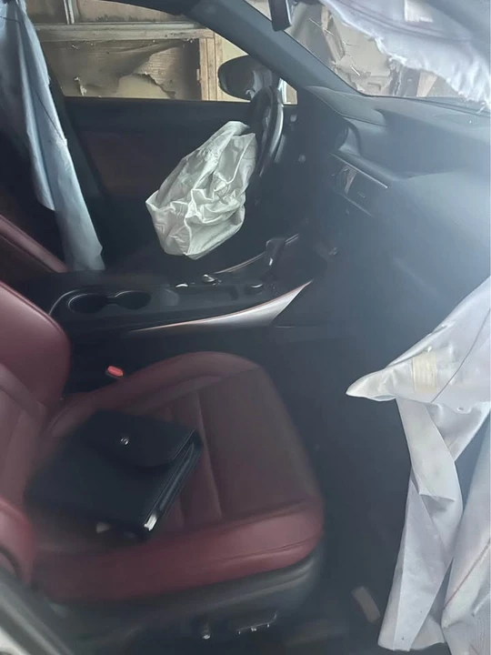 2017 Lexus LS 4th Gen - Image 2 of 3