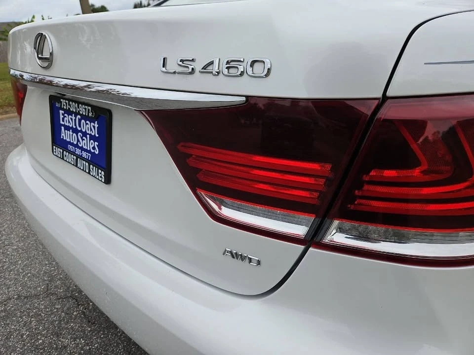 2017 Lexus LS 4th Gen - Image 9 of 20