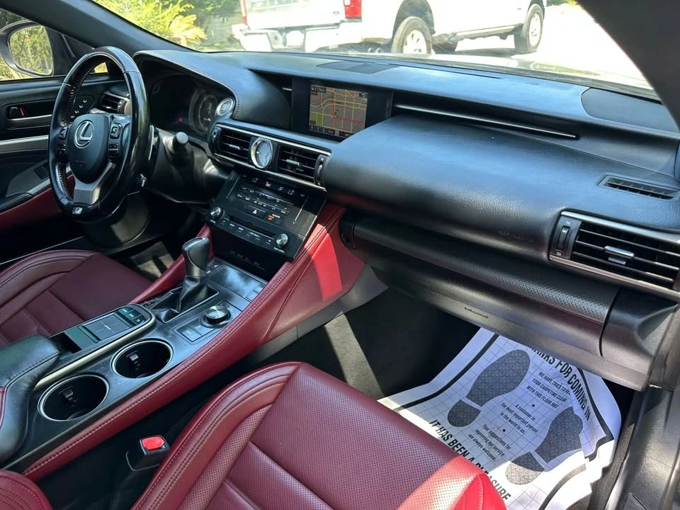 2017 Lexus RC - Image 5 of 20