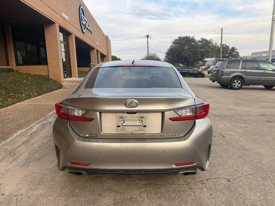 2017 Lexus RC - Image 4 of 8