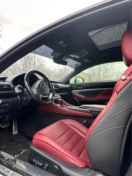 2017 Lexus RC - Image 4 of 7