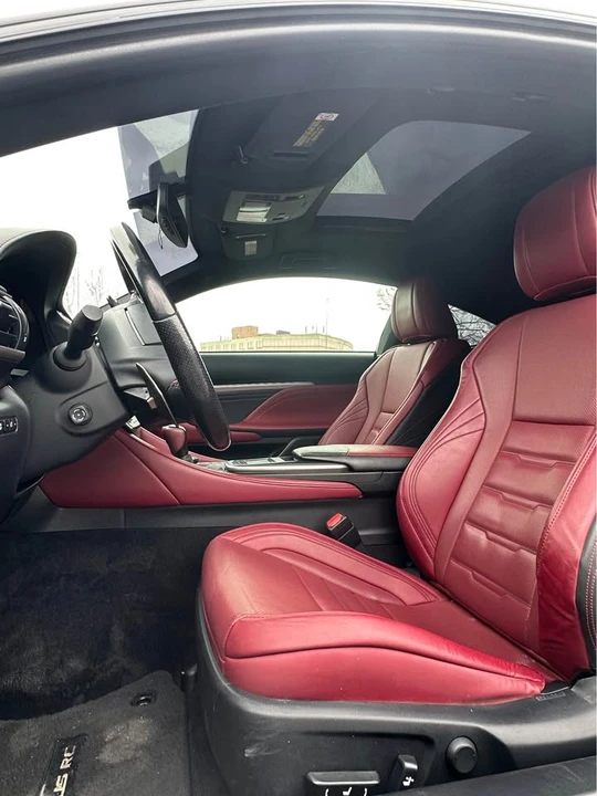 2017 Lexus RC - Image 5 of 7