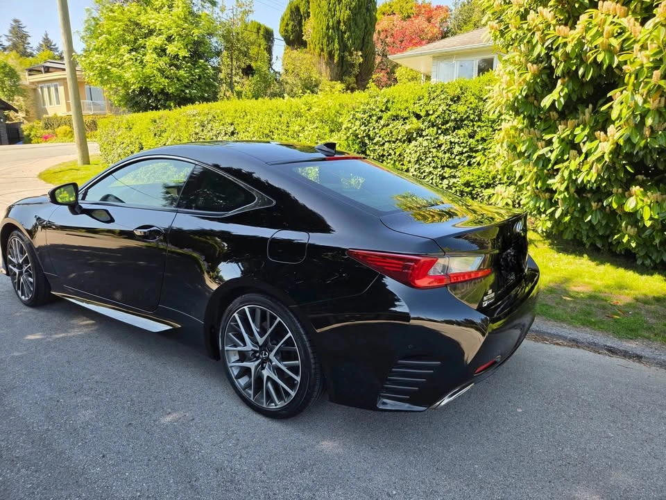 2017 Lexus RC - Image 4 of 10