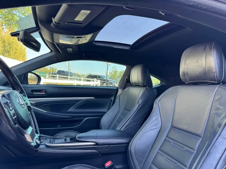 2017 Lexus RC - Image 14 of 16