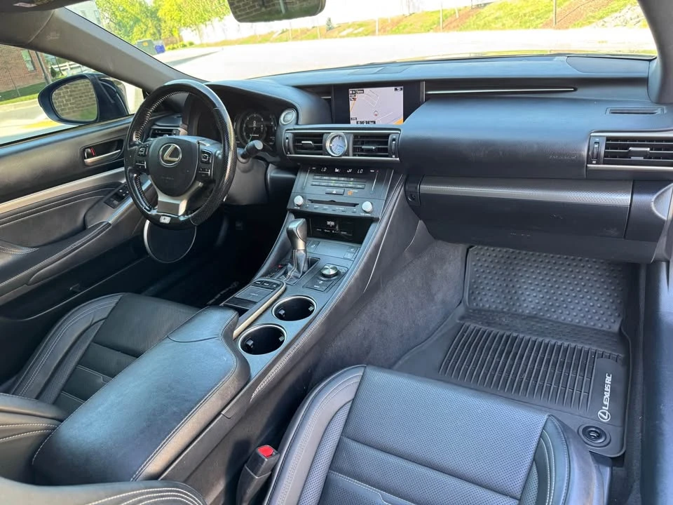 2017 Lexus RC - Image 8 of 16
