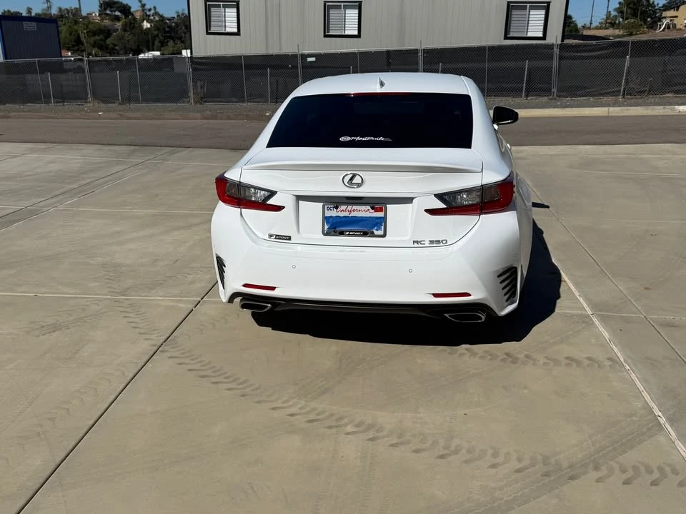 2017 Lexus RC - Image 2 of 13