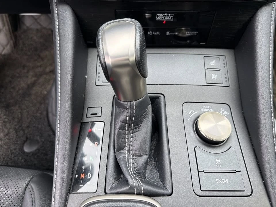 2017 Lexus RC - Image 16 of 19