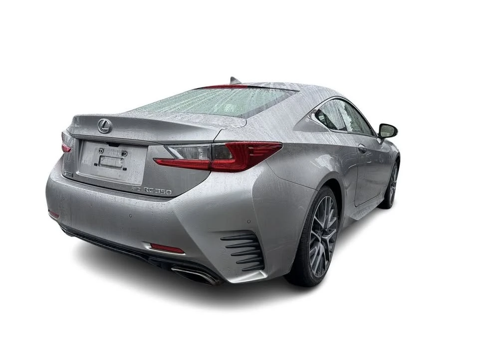 2017 Lexus RC - Image 9 of 19